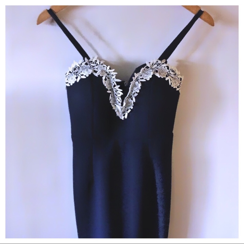 ༟༟Nights by the — ⁺ ! 🌙 S E A ♡ - Picture 4 of 5